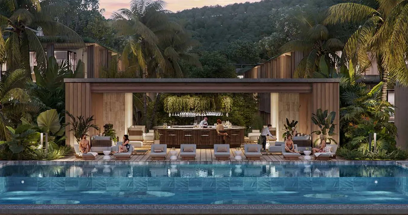 Swimming Pool & Bar