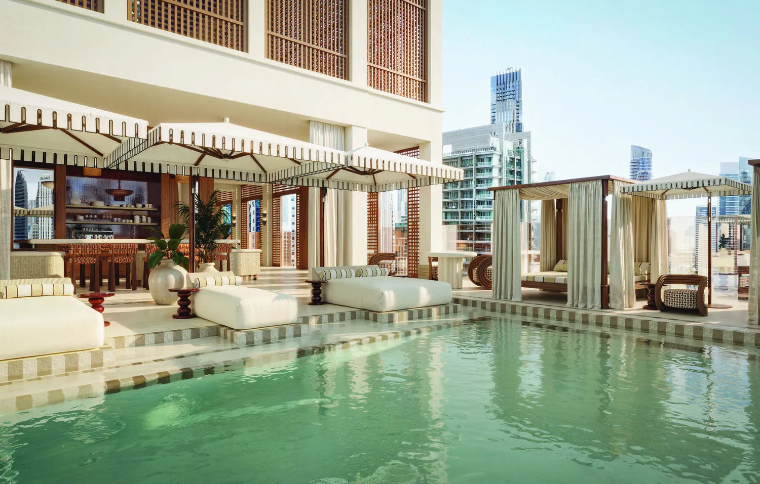 Pool Bar