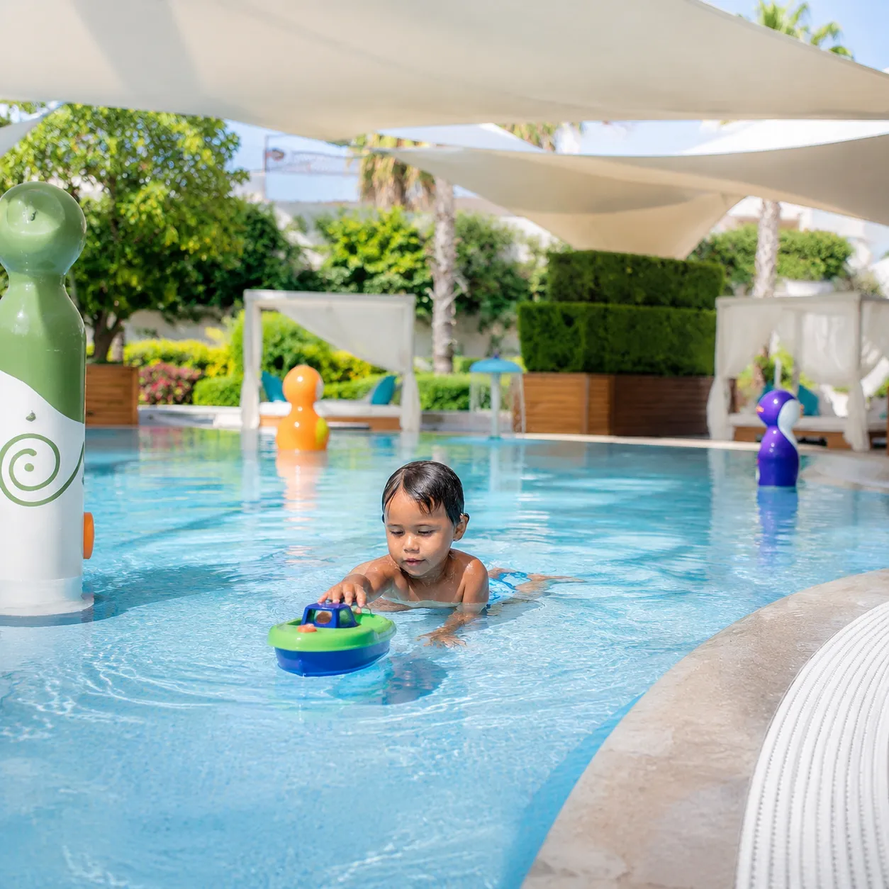 Kids’ Pool & Splash Zone