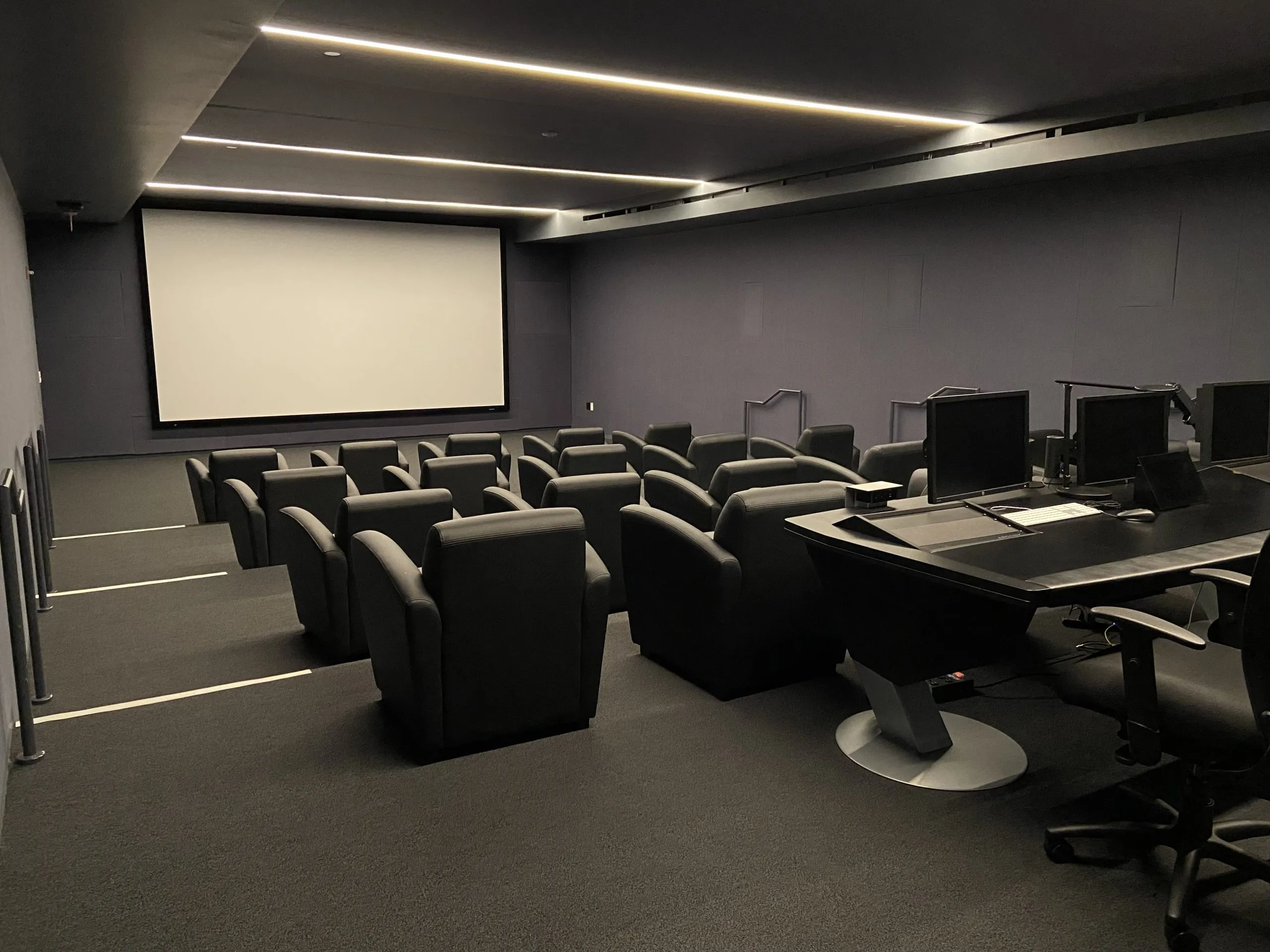 3D/6D Cinema Room