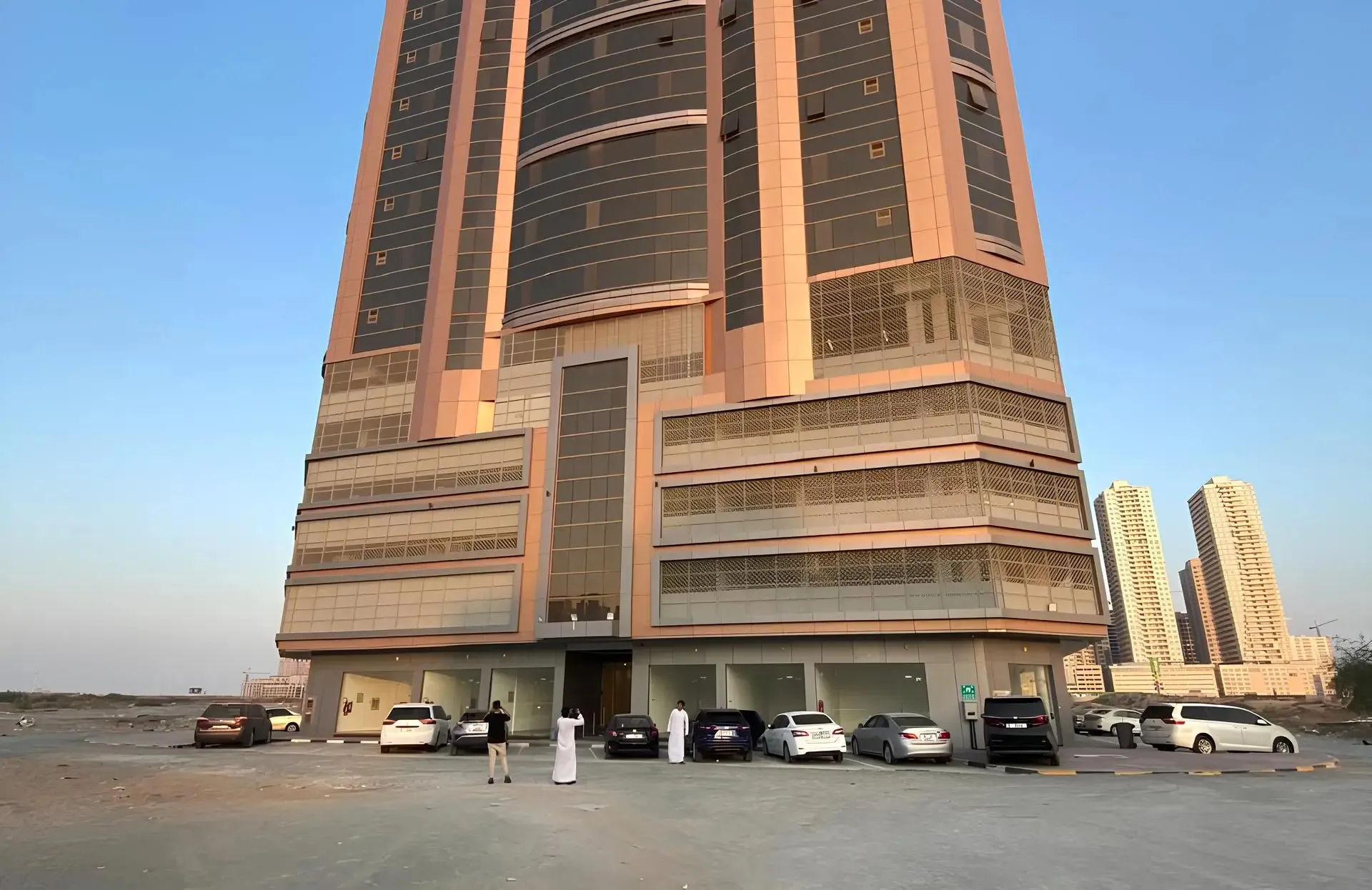 Al Ghoroub Tower architecture