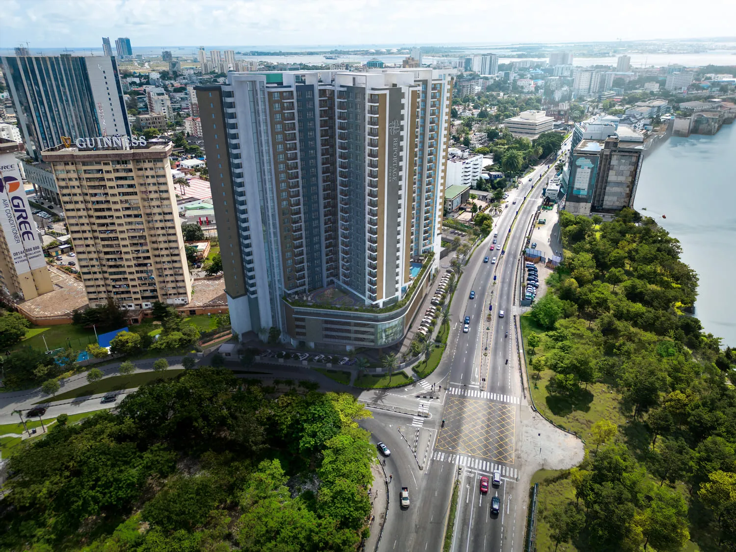 Reportage Tower at Lagos in International — thumbnail 12