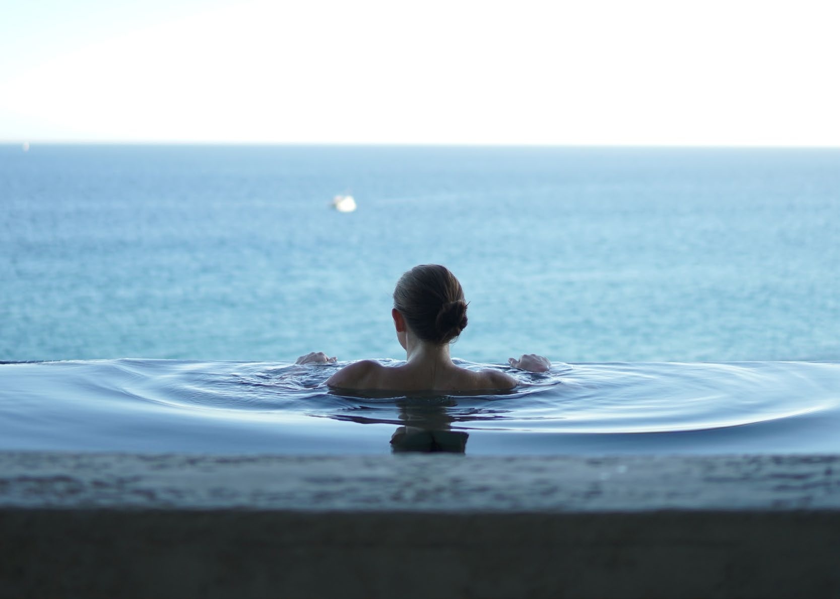 4 Exclusive Residence Pools