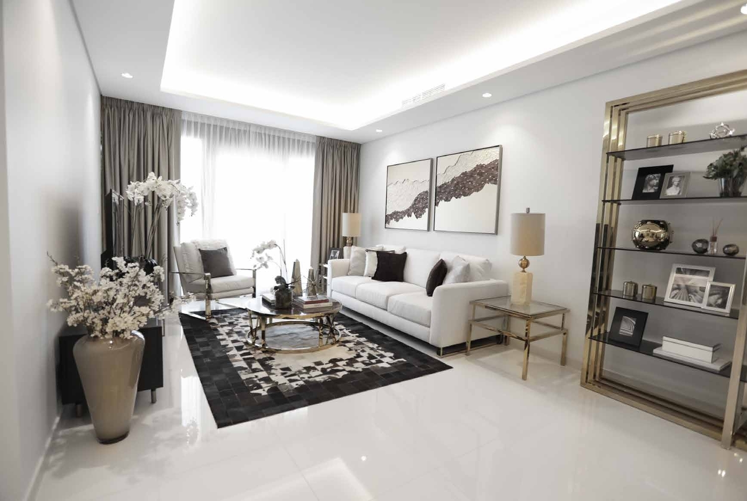 Paramount Tower Hotel And Residences view 4