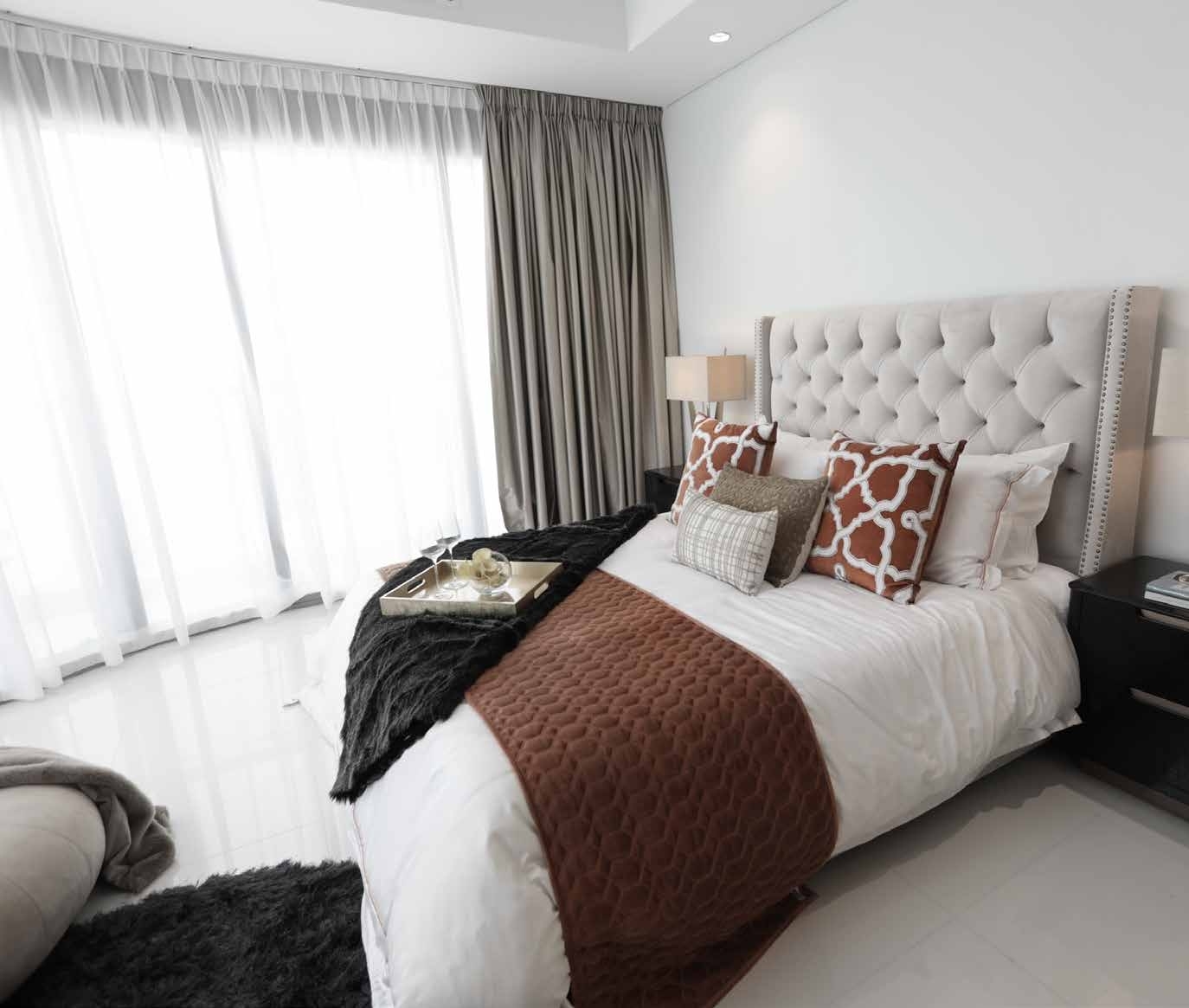 Paramount Tower Hotel And Residences view 9