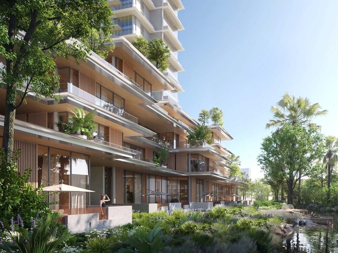 Photograph 8 of 10 of Serenia District West Residence