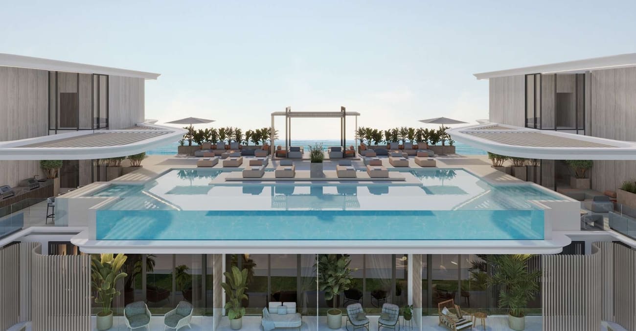 Rooftop Adults-Only Infinity Pool